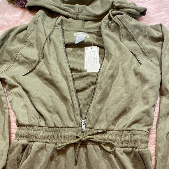 NWT L*Space Stay Cool Romper in Washed Army sz S - Picture 5 of 13